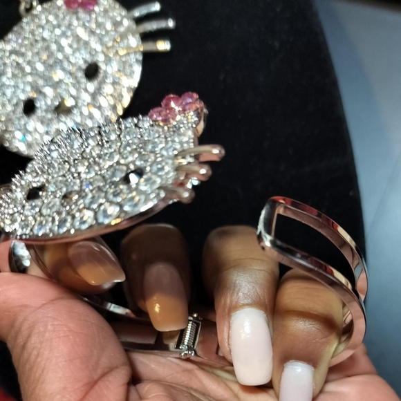 Hello Kitty Full Set kitty ❤️💋😻 - Picture 5 of 9